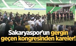 Sakaryaspor'un gergin geçen kongresinden kareler!
