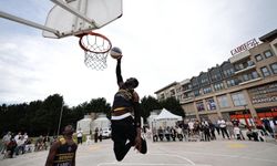 Serdivan’da 3x3 Streetball heyecanı potaları salladı