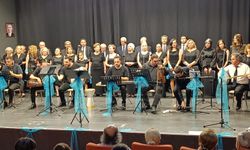 Trabzonlular Derneği Dostlar Korosu’ndan muhteşem konser