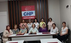 CHP Kadın Kolları’ndan Özgür Özel’e destek