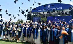 SAÜ’de mezuniyet heyecanı başladı