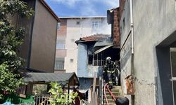Kocaeli'de korkutan yangın: Balkonda mahsur kalan anne ve bebeği itfaiye kurtardı