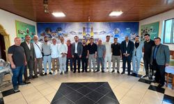 Sakarya Erzurumlular Derneği'nde Dursun Murat Ak yeniden başkan seçildi
