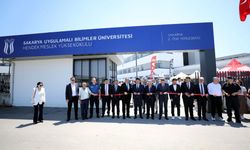 Hendek MYO’dan etkinliklerle dolu Kariyer Zirvesi
