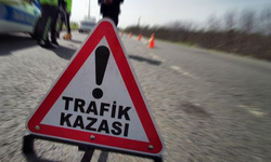 Motosiklet bariyerlere çarptı: Eşini kaybetti
