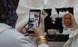 Günlerce emek vererek işledikleri ürünleri yurt dışına satıyorlar