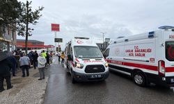 Halk otobüsü ile otomobil çarpıştı 5 yaralı