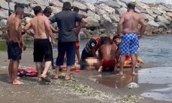 Karasu'da serinlemeye girdiği denizde fenalaştı! Durumu kritik