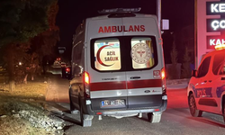 Düğünde kavgayı ayırmaya çalışan baba ile oğlu yaralandı