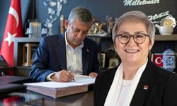 Sakarya Milletvekili Ayça Taşkent CHP'den ayrıldı, YENİ Parti'nin kurucuları arasında yer aldı