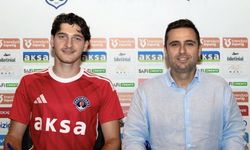 Sakaryalı futbolcu Süper Lig'e transfer oldu