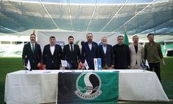 Sakaryaspor taraftarına özel “Poliçem Yeşil Siyah” projesi başladı