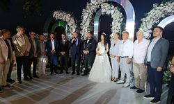 Haluk Bal ve Nur Sema Özdemir görkemli düğünle dünyaevine girdi