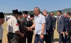 AK Parti’de milletvekilleri ilçelerde vatandaşla buluşuyor