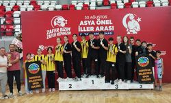 Serdivan’ın karatecileri Çorlu’da da kürsüyü bırakmadı
