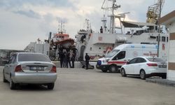 Karadeniz'de su alan gemi batma tehlikesi geçirdi, 13 mürettebat tahliye edildi