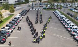 Komşuda emniyet filosuna 74 yeni araç katıldı