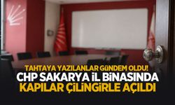 CHP Sakarya’da şaşırtan görüntü! Kapılar çilingirle açıldı