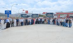 İYİ Parti'nin Balıkesir mitingine Sakarya'dan 10 otobüsle destek