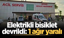 Akyazı'da elektrikli bisiklet devrildi: 1 ağır yaralı
