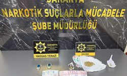Adapazarı'nda zehir tacirlerine suçüstü operasyon!