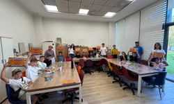 Bilime meraklı öğrenciler Genç Düşünürler Atölyesi’nde buluştu