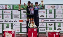 Büyükşehir’in pedalları Türkiye Şampiyonası’nda madalyaları topladı