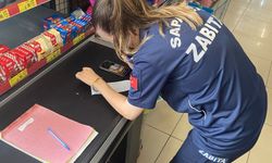 Sapanca Belediyesi zabıta ekiplerinden market denetimi
