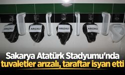 Sakarya Atatürk Stadyumu'nda tuvaletler arızalı, taraftar isyan etti