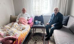 Vekil ​İnci, kalp krizi geçiren Bülent Yaman’ı evinde ziyaret etti