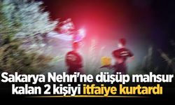 Sakarya Nehri'ne düşüp mahsur kalan 2 kişiyi itfaiye kurtardı