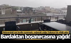 Meteoroloji sarı kodla uyarmıştı! Sakarya'da sağanak başladı, bardaktan boşanırcasına yağdı