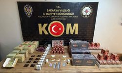 İki ilçede kaçakçılık operasyonu: 2 şüpheli yakalandı, çok sayıda kaçak ürün ele geçirildi