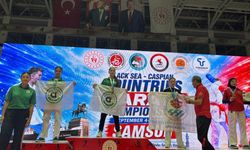 Adapazarı Belediyesi Spor Kulübü karate şampiyonasından 5 şampiyonlukla döndü