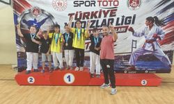 Serdivan’ın karatecileri Türkiye Ligi’nde 20 madalyayla zirvede
