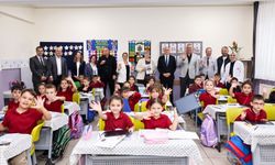 Serdivan’da yeni eğitim yılına anlamlı ziyaretlerle başlandı