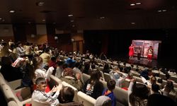 Büyükşehir’in çocuk oyunları ekim ayında bin 500’ü aşkın izleyiciye ulaştı