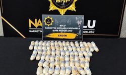 Midesinden 89 kapsül uyuşturucu çıktı