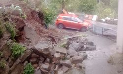 Karadeniz Ereğli’de aşırı yağış duvarı çökertti