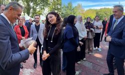 Yusuf Alemdar üniversiteli gençlerle bir araya geldi