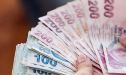 Yaşlı ve engelli aylıkları hesaplara yatırılmaya başlandı