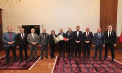 Vali Rahmi Doğan, Muhtarlar Federasyonu yönetimini ağırladı