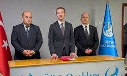 Geyve Ülkü Ocakları’nda bayrak değişimi