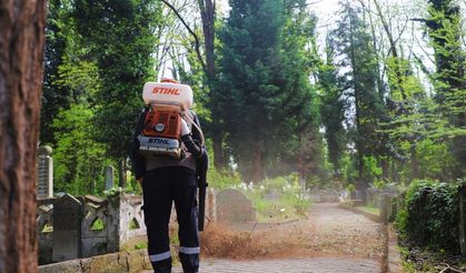 Mezarlıklar Ramazan Bayramı’na hazırlıyor