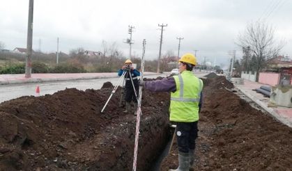 Kuzuluk’ta yağmursuyu hattı yenileniyor