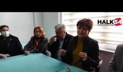 CHP'li Keleş ve Kaftancıoğlu Pamukova'da esnaf ve muhtarlarla buluştu