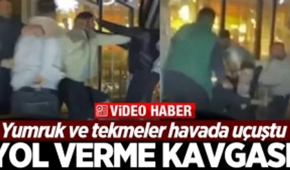 Yol verme kavgasında yumruk ve tekmeler havada uçuştu!