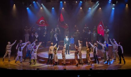 "Cumhuriyete Doğru" tiyatro oyunu SAÜ Kültür Merkezinde Sakaryalılarla buluşacak