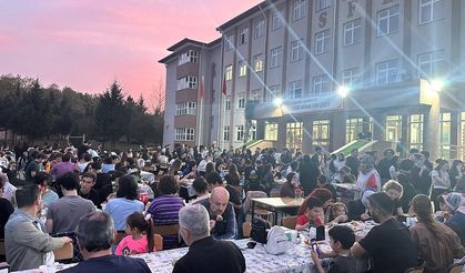 Fen Lisesi öğretmenleri ve öğrenciler iftar ve sinema programında buluştu