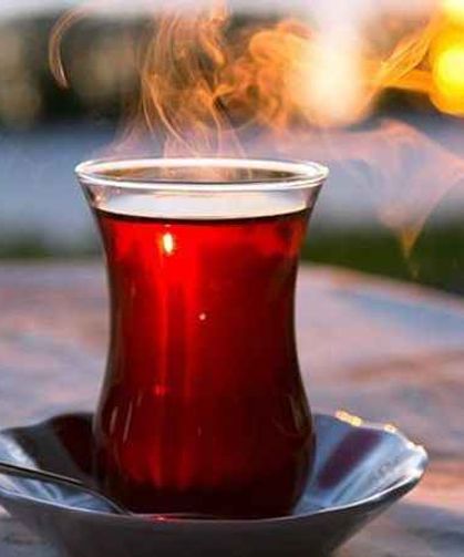 Karasu'da bir bardak çay 5 TL oluyor!